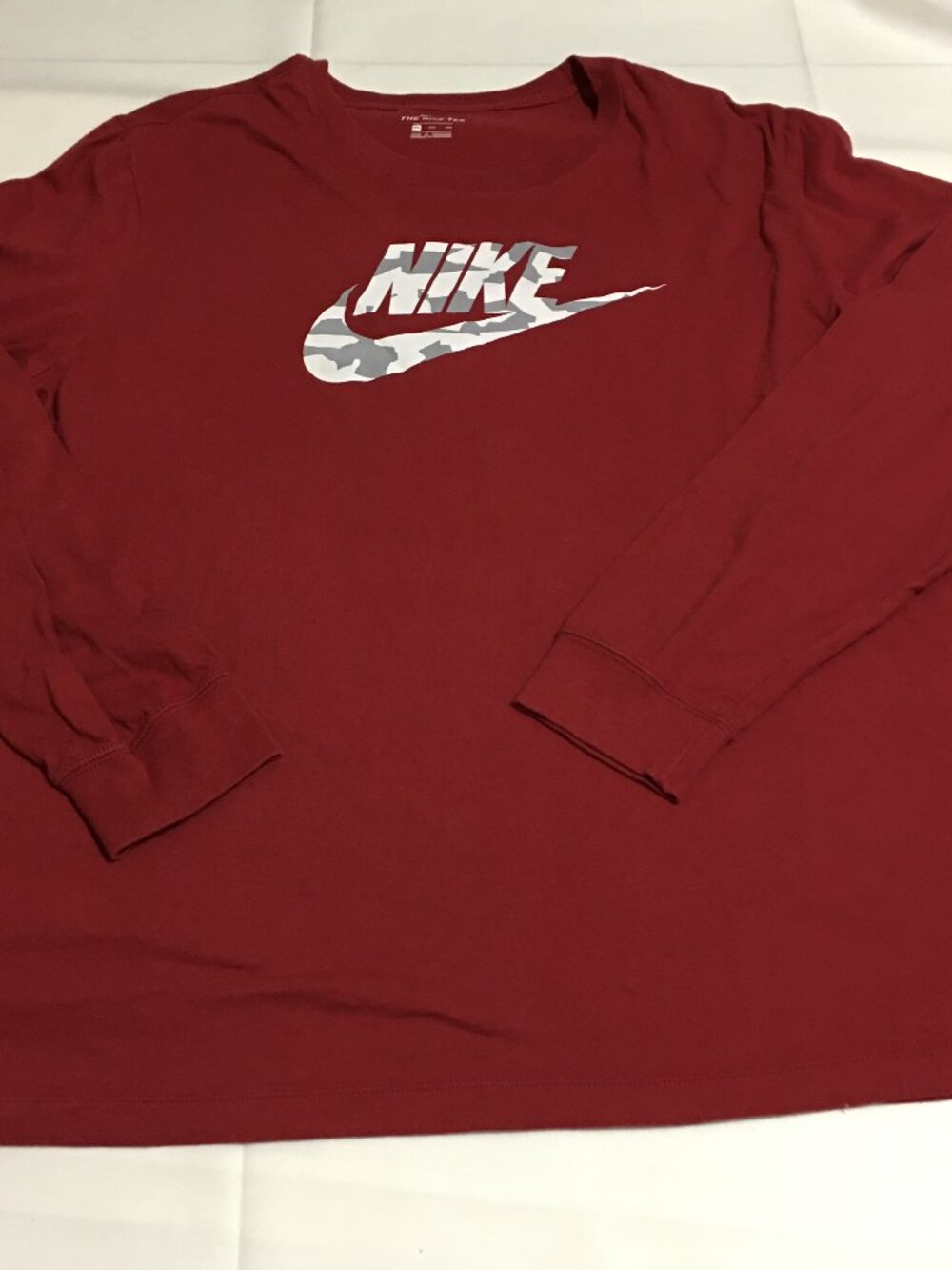 Nike Mens 3XL Red Long Sleeve T-Shirt The Nike Tee Big Logo